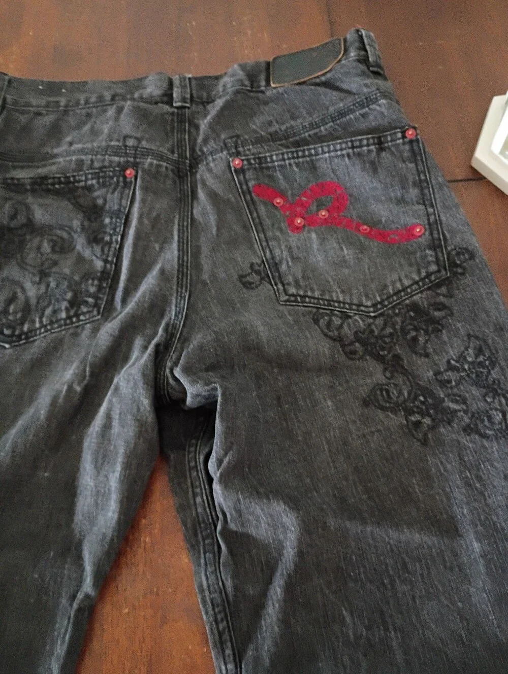 Rocawear Black and Gray Denim Jeans Label Detail